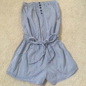 Super Cute Strapless Romper!