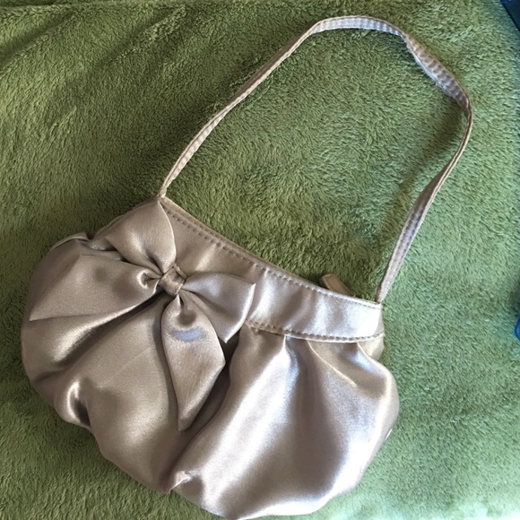Small handbag for special occasions and events
