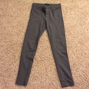 Forever 21 skinny Jeans