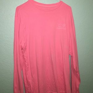 vinyard vines pink longsleeve t shirt!🐳