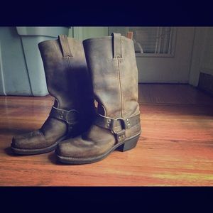Frey Harness Boots