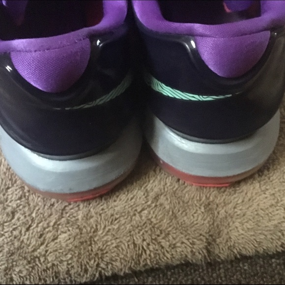 SOLD - Picture 3 of 4