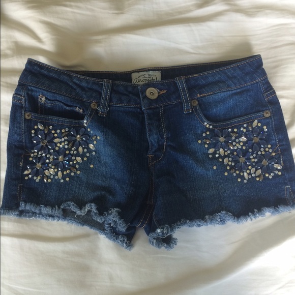 Aeropostale gemstone distressed Jean shorts