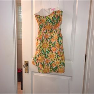 Lilly Pulitzer Dandelion dress with pockets
