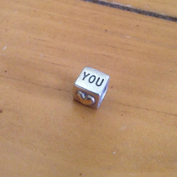 Pandora "Love you engraved heart box"