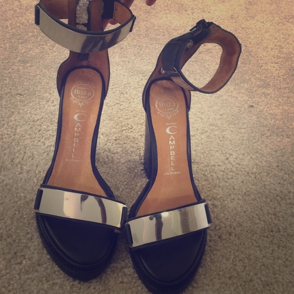 Jeffrey Campbell