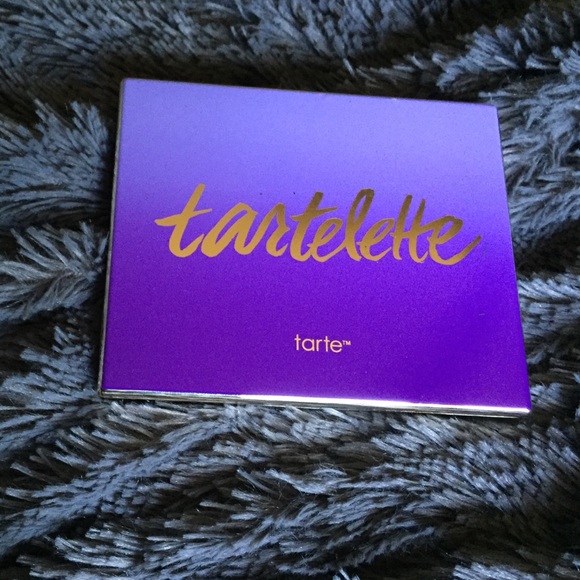 Amazonian Clay Tartelette Palette