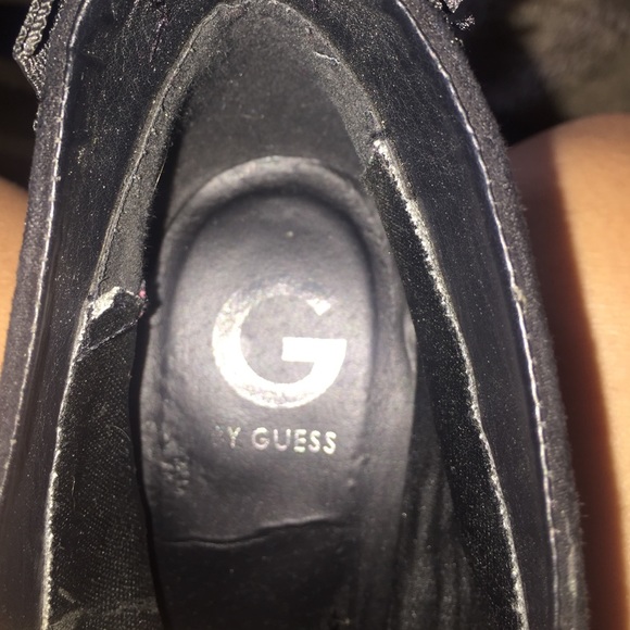 Guess heals - Picture 2 of 4