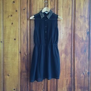 ModCloth Sheer Detailed-Collar Dress
