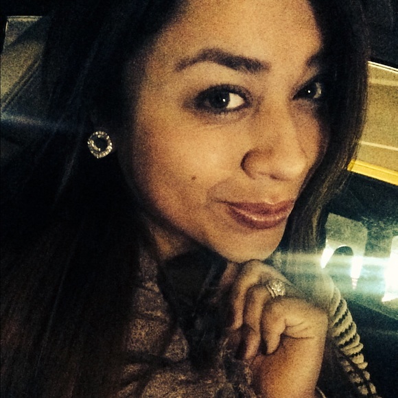 Meet your Posher, Chelsea - Picture 2 of 2