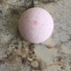 Cinnamon Leaf Shower Fizzy