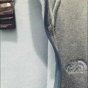 Lightweight Fleece NorthFace