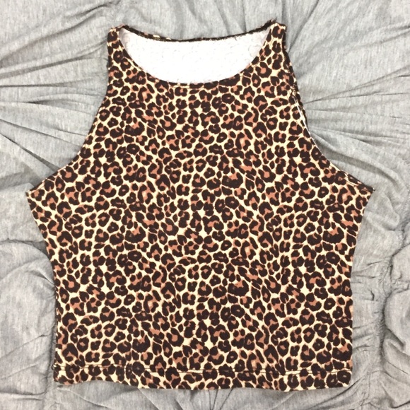 Sleeveless Crop Top