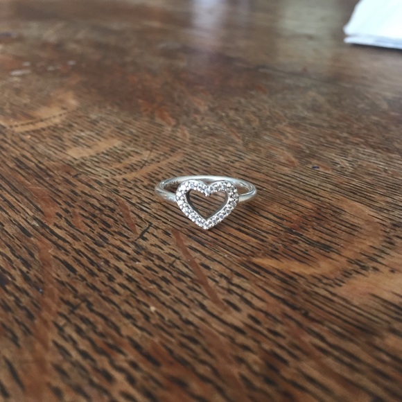 Pandora Jewelry - Pandora heart ring