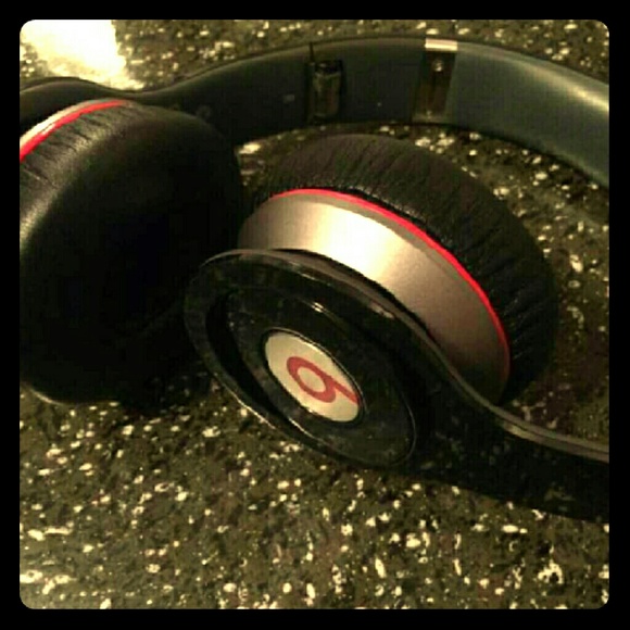 Dr.Dre Wireless Beats - Picture 1 of 1