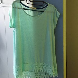 long shirt with bottom lace