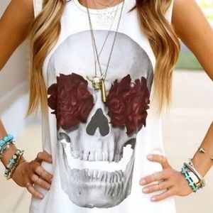 🍒COMING SOON🍒 Skull With Red flowers Tank!
