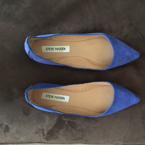 Steve Madden size 8 royal blue leather flats