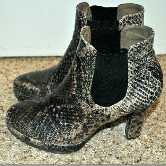 Faux Snake Skin Phyton Ankle Booties 6.5