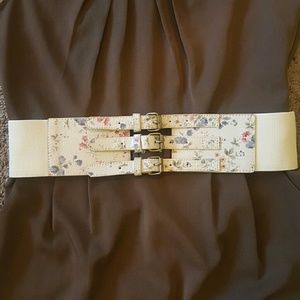 *MUST GO TODAY* Pastel Floral Elastic Belt NWOT