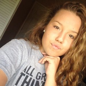 Meet your Posher, Kaylin