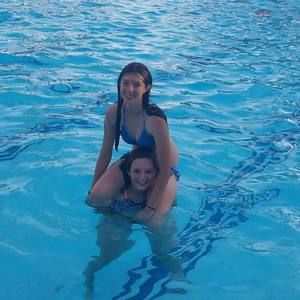 Meet your Posher, Kenadee