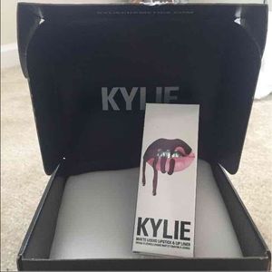 Kylie Lip Kit - Kourt K
