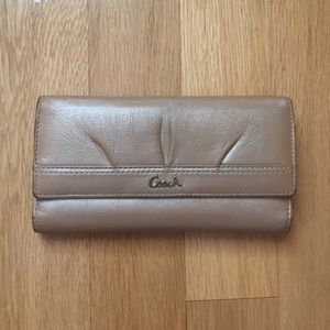 COACH Tan Leather Wallet