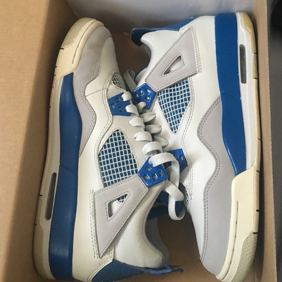 Authentic Air Jordan 4 Retro