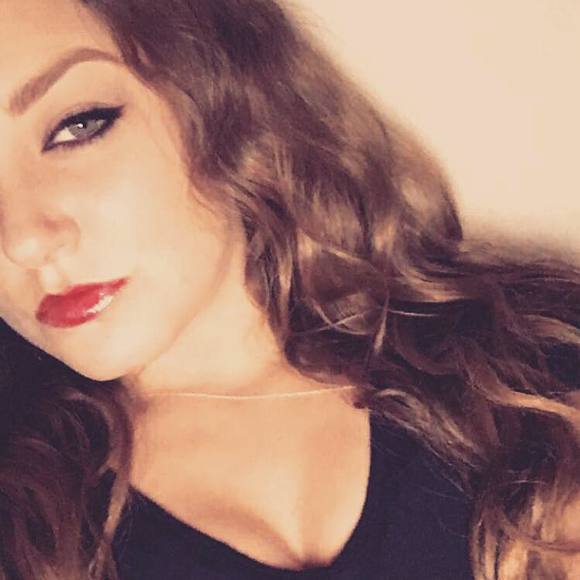 Meet your Posher, Katelynn - Picture 1 of 1