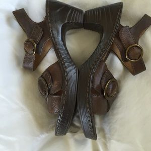 Born Sandals🌞👣