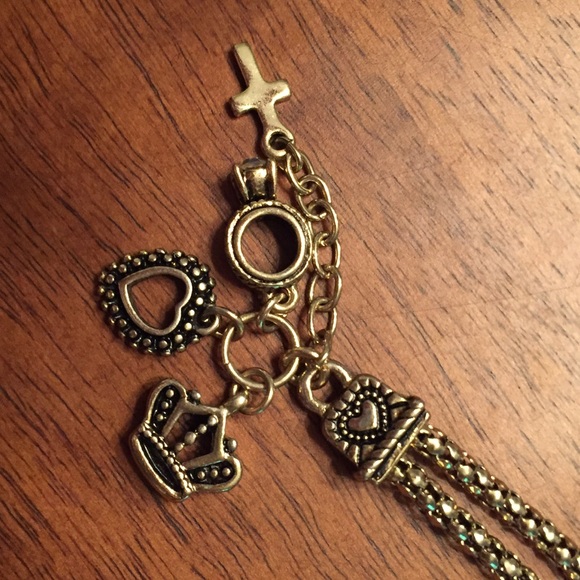 Premier Designs Incentive Charm Bracelet