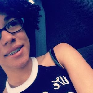 Meet your Posher, Alizaya