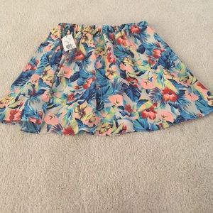 NWT Mini Skirt Tropical Print Size Large