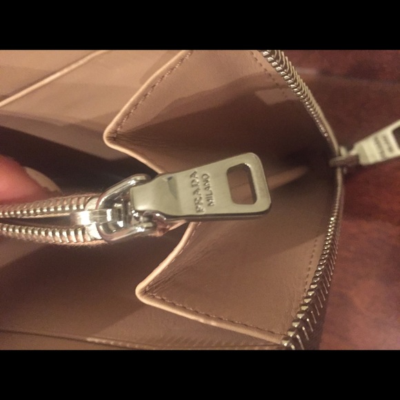 Prada studded wallet - Picture 4 of 4