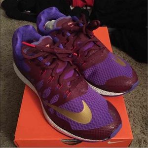 NWT Nike Zoom Elite 7