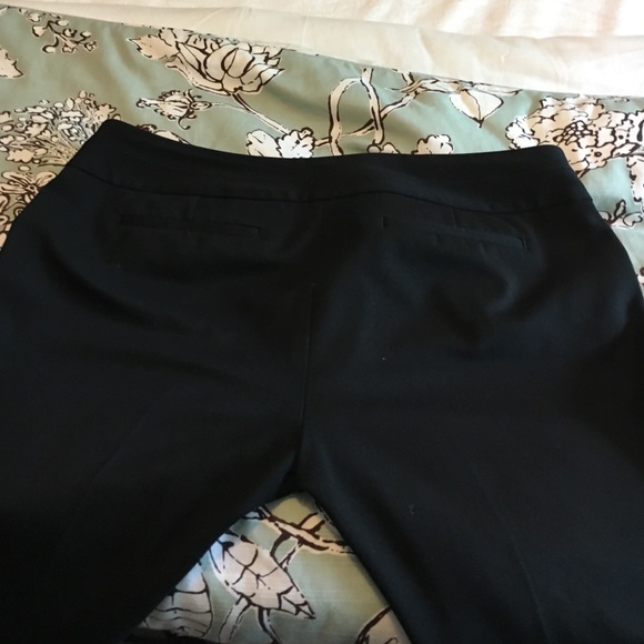 Express Editor Capris - Picture 3 of 4