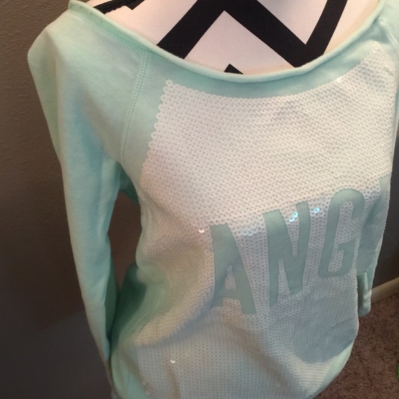 ANGEL Victoria's Secret Sweater - Picture 3 of 3