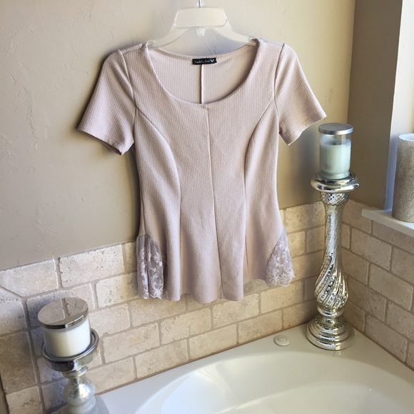 Double Zero Blush Top