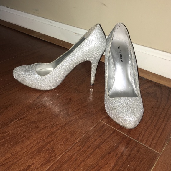 I wore them to HC and I don't need them now - Picture 1 of 1