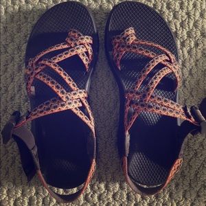 Women's Chacos Size 8