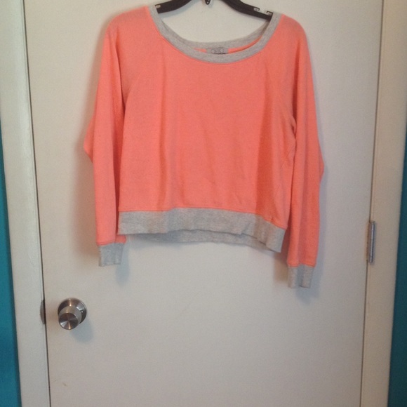 cute and super cozy shirt !