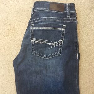 BKE Mid thigh shorts!