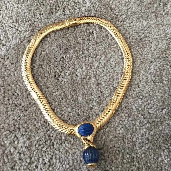 Vogue Bijoux necklace