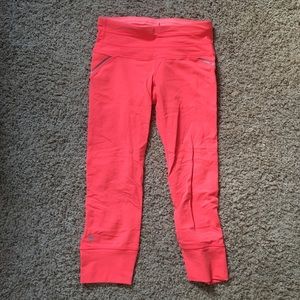 Athleta Workout Crops