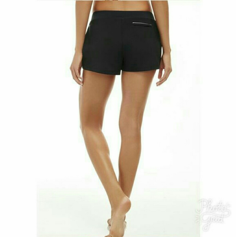 COGNAC SKIRT, White one still available😊 - Picture 6 of 8