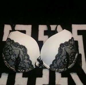 VS White and black lace push up bra