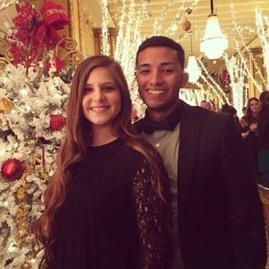 Meet your Posher, Desiree