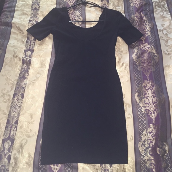 Forever 21 Dresses & Skirts - 💕Little Black Dress💕