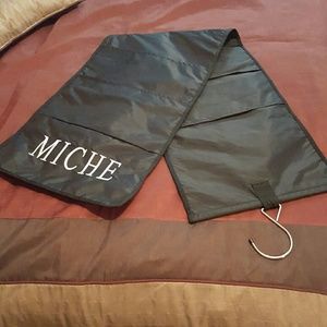 MICHE Closet Organizer